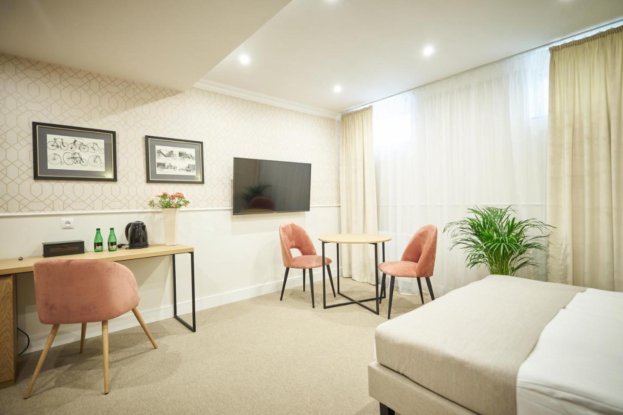 بوزنان Apartamenty Klasztorna 25 المظهر الخارجي الصورة