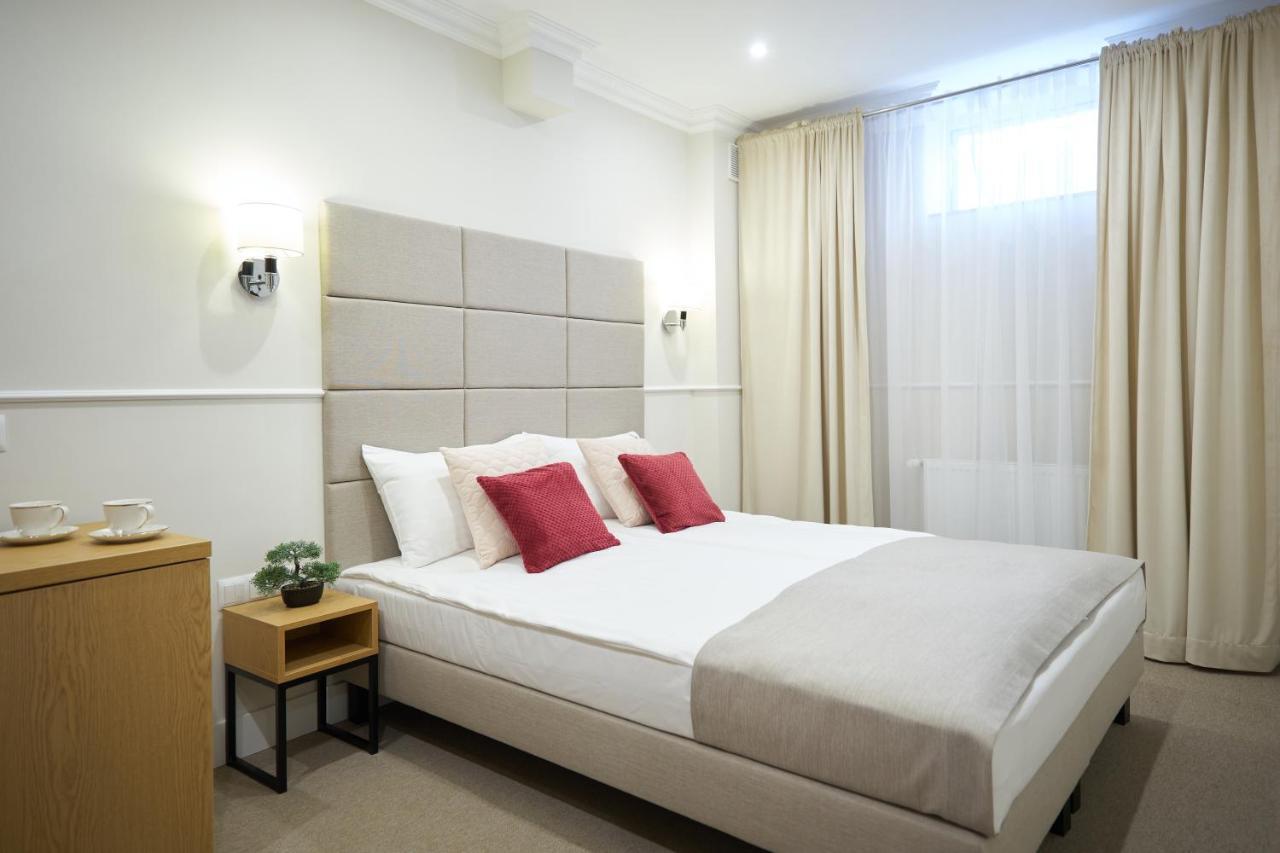 بوزنان Apartamenty Klasztorna 25 المظهر الخارجي الصورة